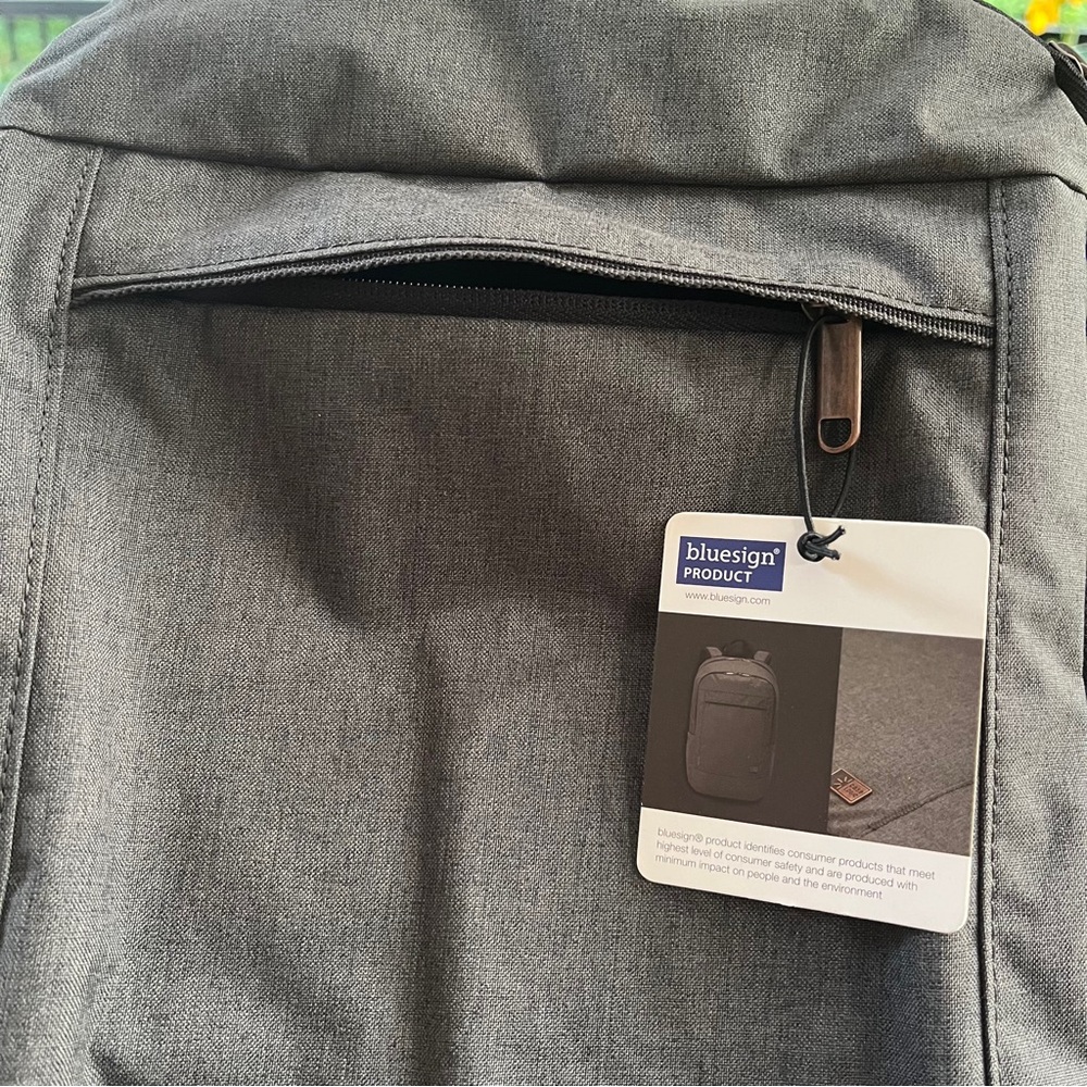 Case Logic Gray Backpack - Picture 7 of 11